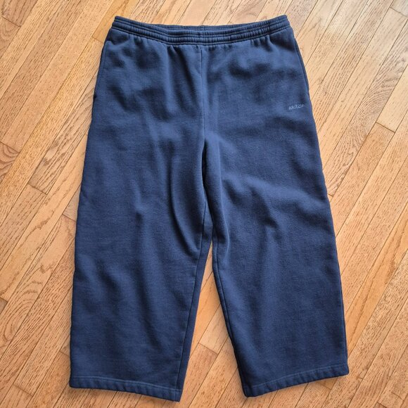 Aritzia Sweatpant Boyfriend Fit Sweatfleece Cozy Fleece Crop *Hemmed* XL - Picture 1 of 11